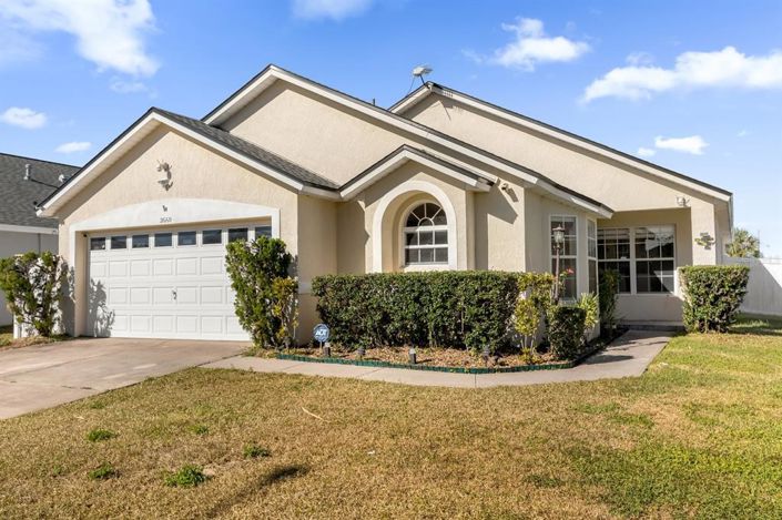 Image No.1-Propriété de 4 chambres à vendre à Kissimmee