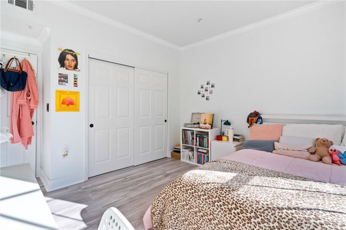 Image No.28-3 Bed Townhouse for sale