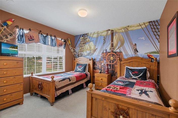 Image No.32-6 Bed Property for sale