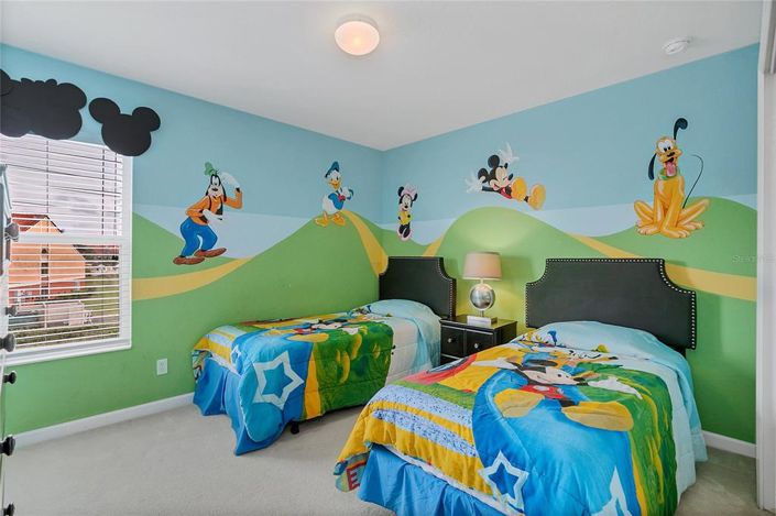 Image No.34-6 Bed Property for sale