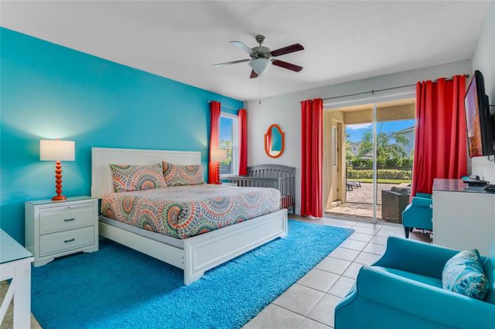 Image No.40-9 Bed Property for sale