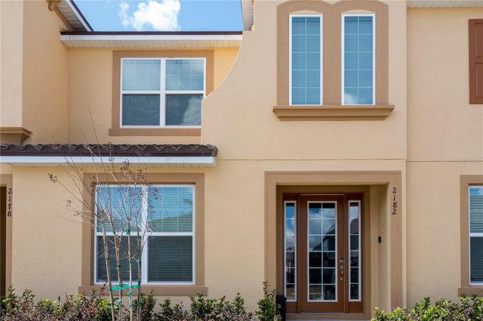 Image No.1-4 Bed Townhouse for sale