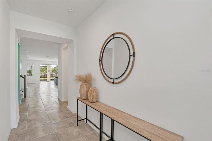 Image No.18-9 Bed Property for sale