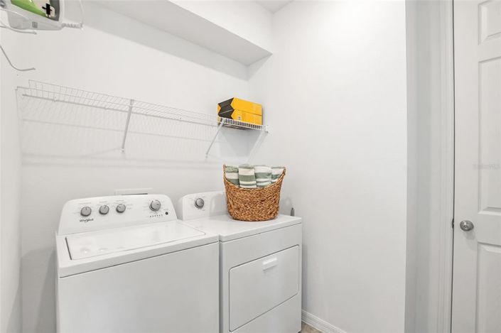 Image No.24-9 Bed Property for sale