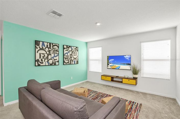 Image No.50-9 Bed Property for sale