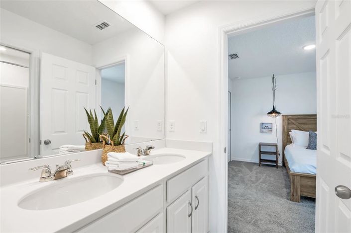 Image No.56-9 Bed Property for sale