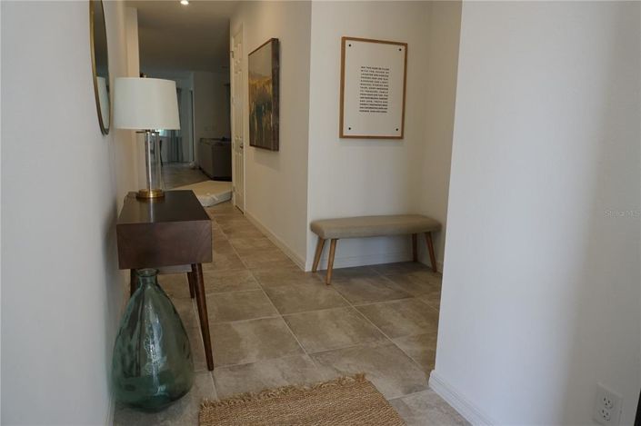 Image No.12-6 Bed Property for sale