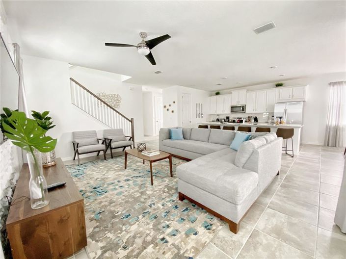 Image No.2-6 Bed Property for sale