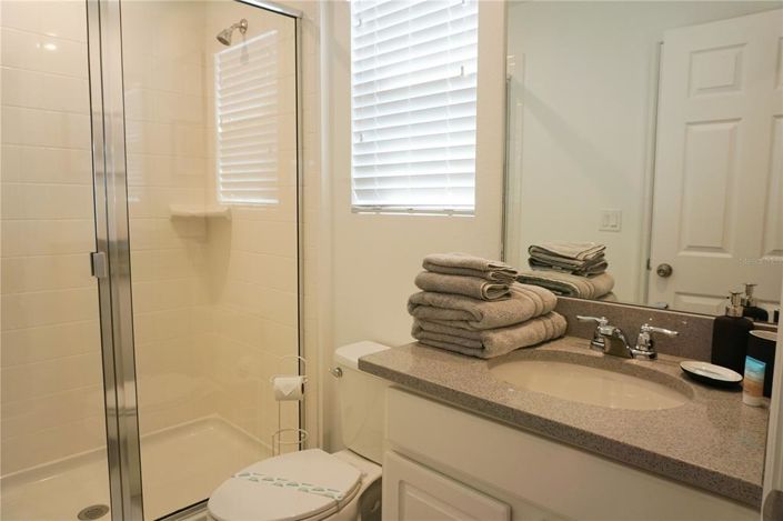 Image No.20-6 Bed Property for sale