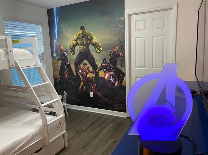 Image No.22-6 Bed Property for sale