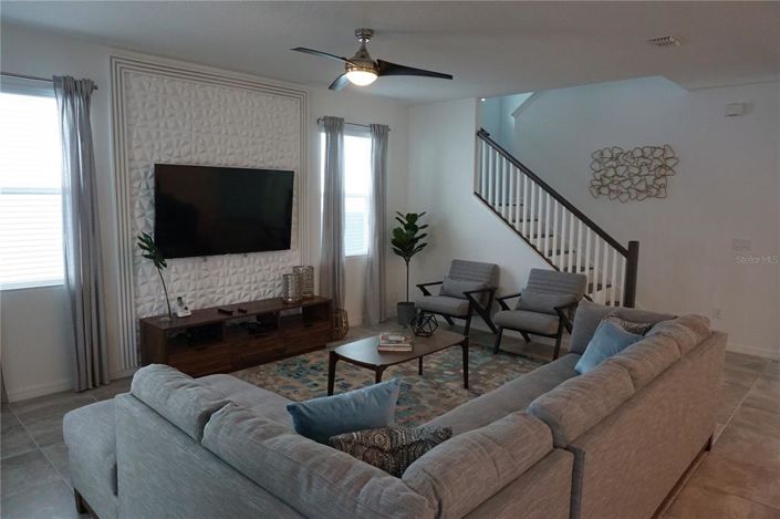 Image No.26-6 Bed Property for sale