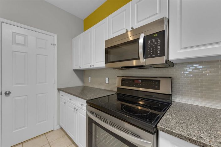 Image No.12-3 Bed Property for sale