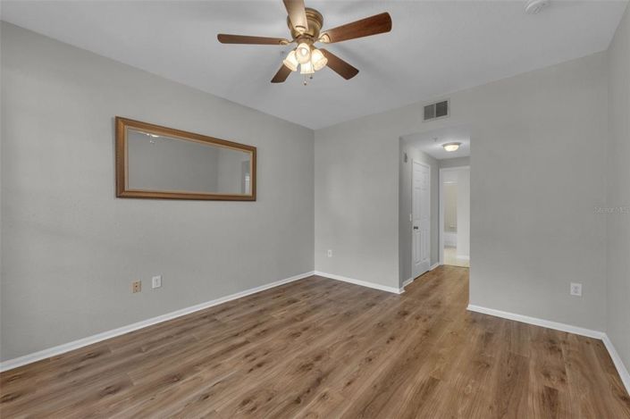 Image No.16-3 Bed Property for sale