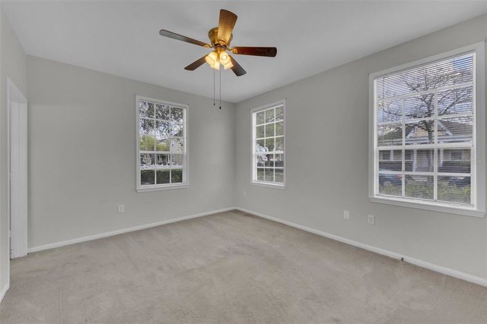 Image No.22-3 Bed Property for sale