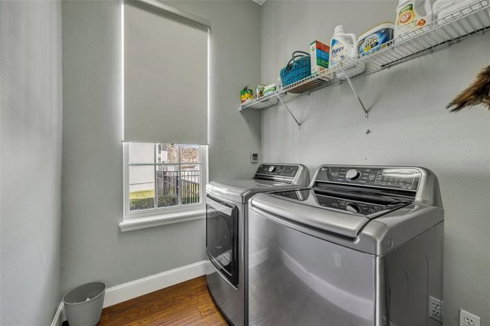 Image No.44-6 Bed Property for sale