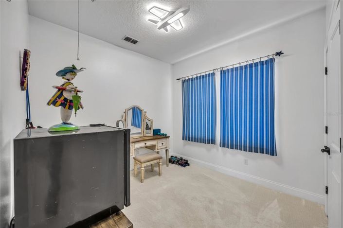 Image No.56-6 Bed Property for sale