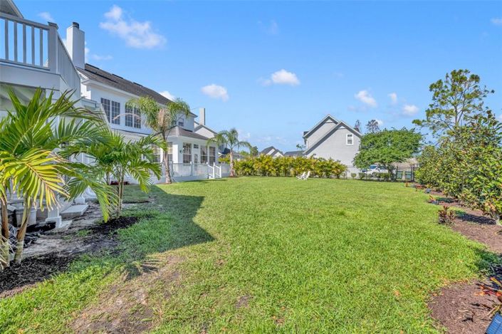 Image No.76-6 Bed Property for sale