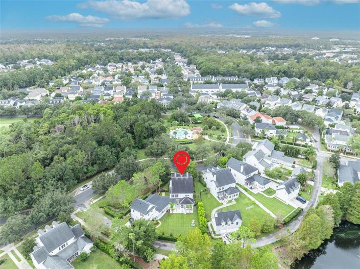 Image No.84-6 Bed Property for sale