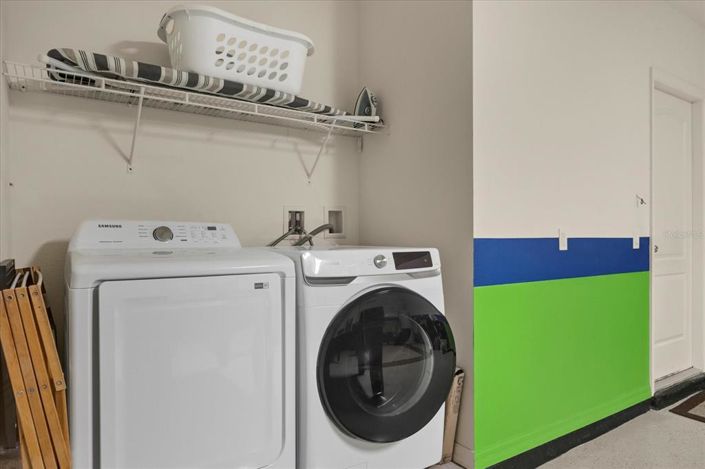 Image No.12-5 Bed Property for sale