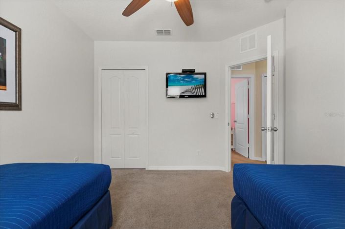 Image No.23-5 Bed Property for sale