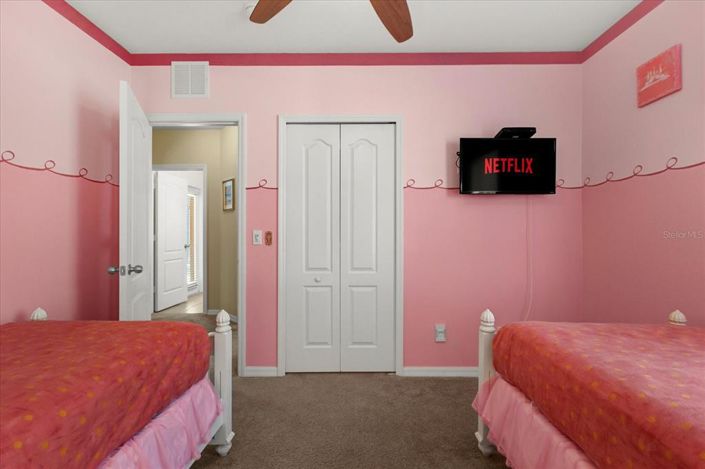 Image No.25-5 Bed Property for sale