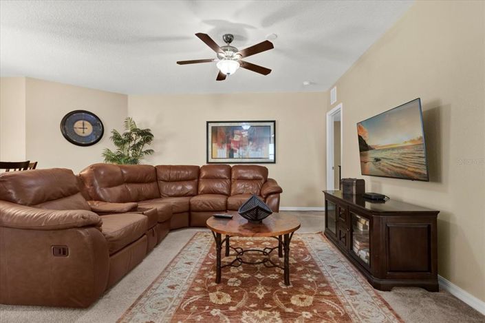 Image No.4-5 Bed Property for sale