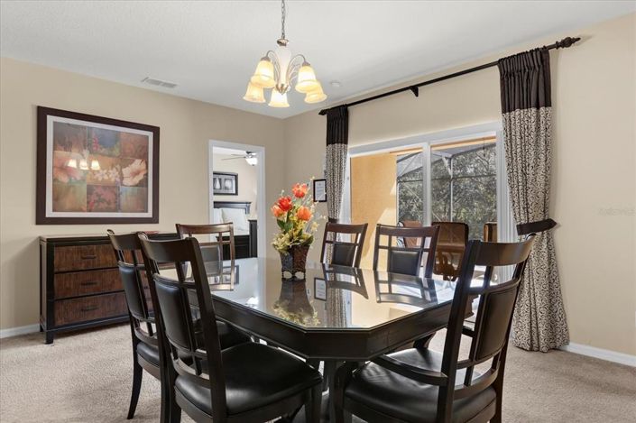 Image No.6-5 Bed Property for sale