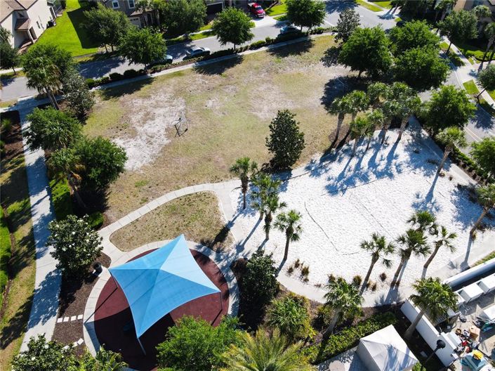 Image No.80-8 Bed Property for sale