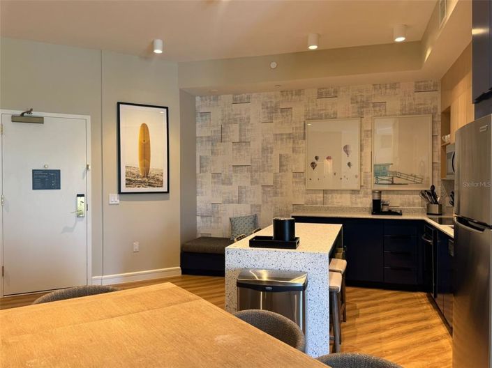 Image No.1-1 Bed Property for sale