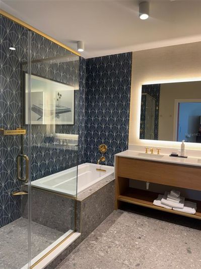 Image No.12-1 Bed Property for sale