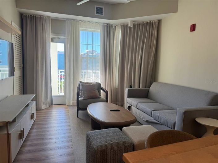 Image No.18-1 Bed Property for sale