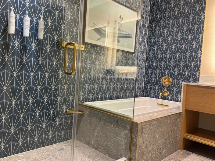 Image No.27-1 Bed Property for sale