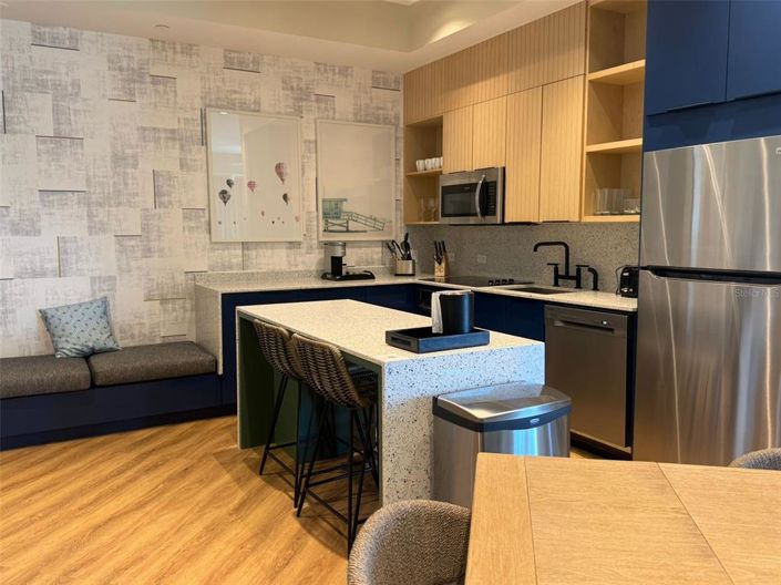 Image No.3-1 Bed Property for sale