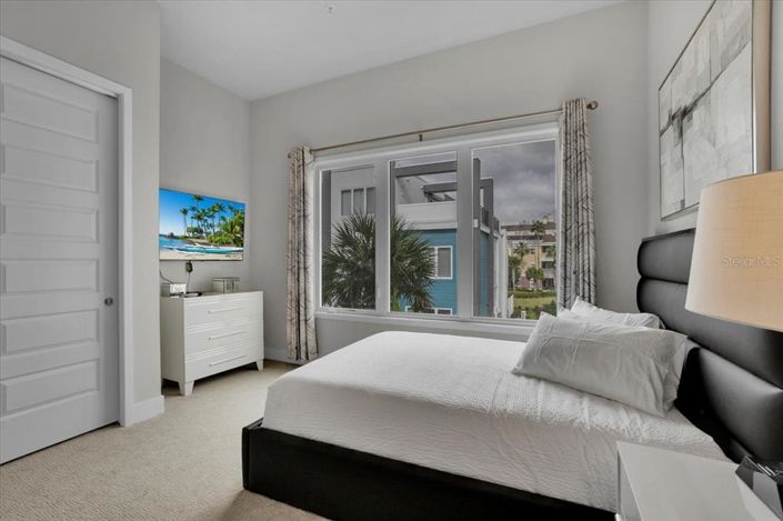 Image No.11-4 Bed Townhouse for sale