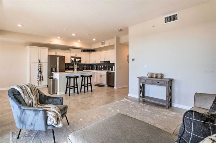 Image No.12-2 Bed Property for sale