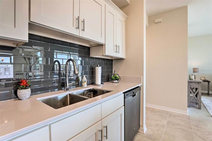 Image No.8-2 Bed Property for sale