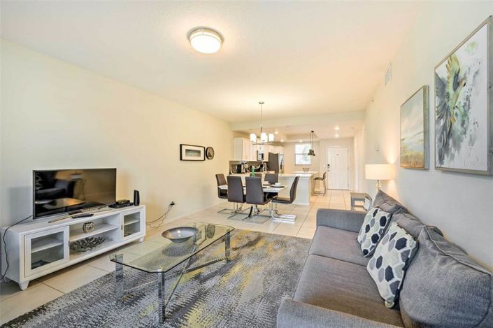 Image No.13-2 Bed Property for sale