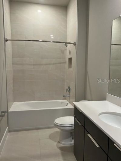 Image No.7-Propriété de 4 chambres à vendre à Kissimmee