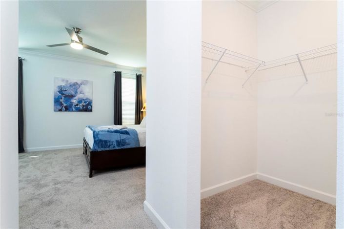 Image No.29-6 Bed Property for sale