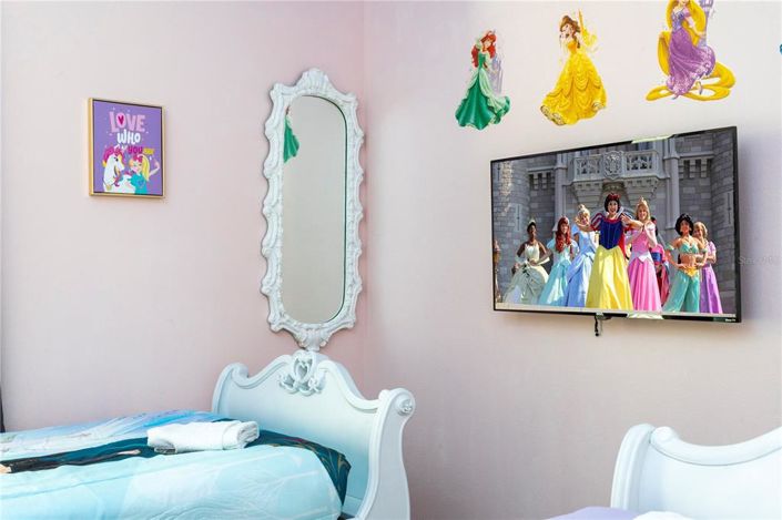 Image No.45-6 Bed Property for sale