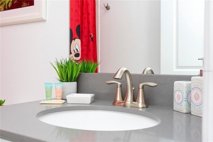 Image No.48-6 Bed Property for sale