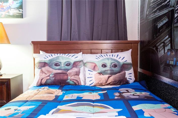 Image No.53-6 Bed Property for sale