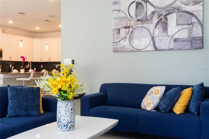 Image No.6-6 Bed Property for sale