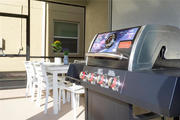 Image No.68-6 Bed Property for sale