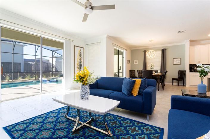 Image No.9-6 Bed Property for sale