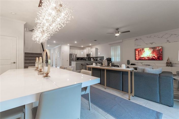 Image No.18-10 Bed Property for sale