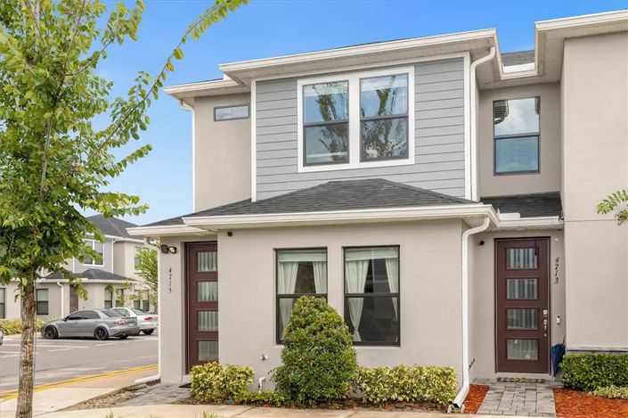 Image No.1-4 Bed Townhouse for sale