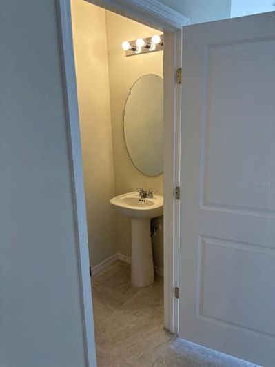 Image No.10-3 Bed Townhouse for sale