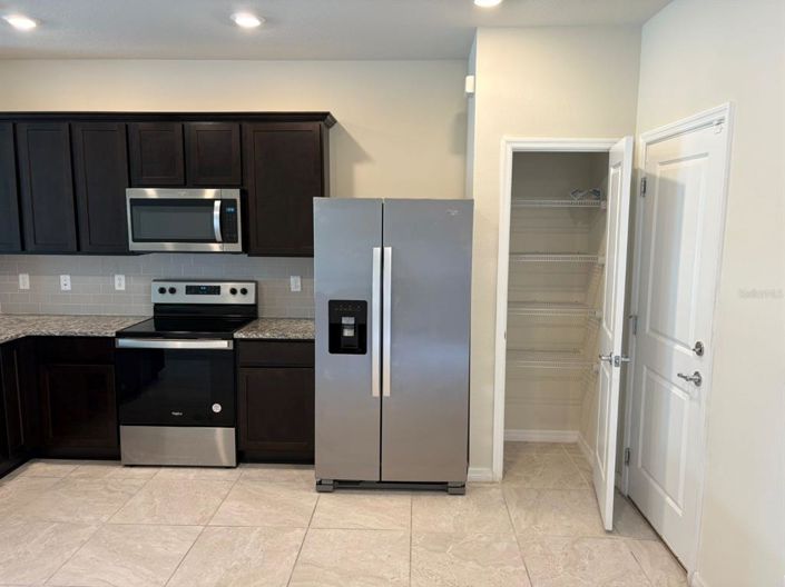 Image No.7-3 Bed Townhouse for sale