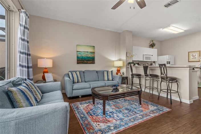 Image No.17-3 Bed Townhouse for sale